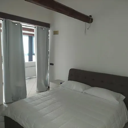 Daire Luminoso Loft In Centro A Due Passi Da Lugo Imola Massa Lombarda